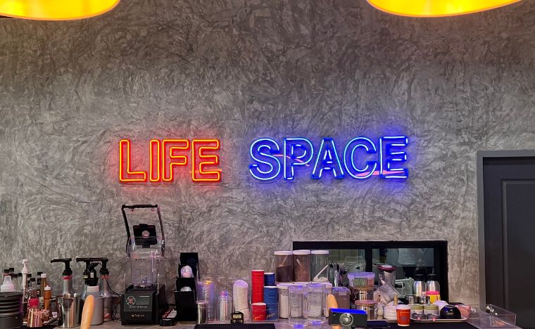 チェンマイにあるコワーキングスペース【LIFE SPACE】の紹介 #海外ノマド